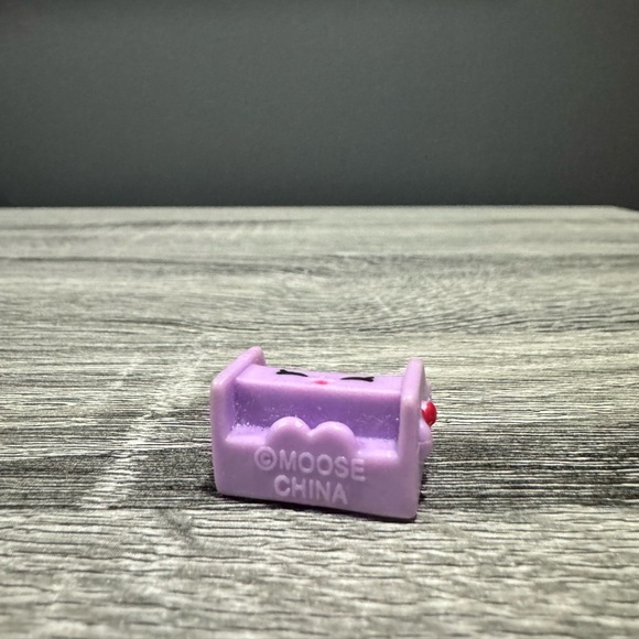 Shopkins | Music: Purple Polly Piano (5-035) - Collectible Mini Figure - Picture 6 of 6